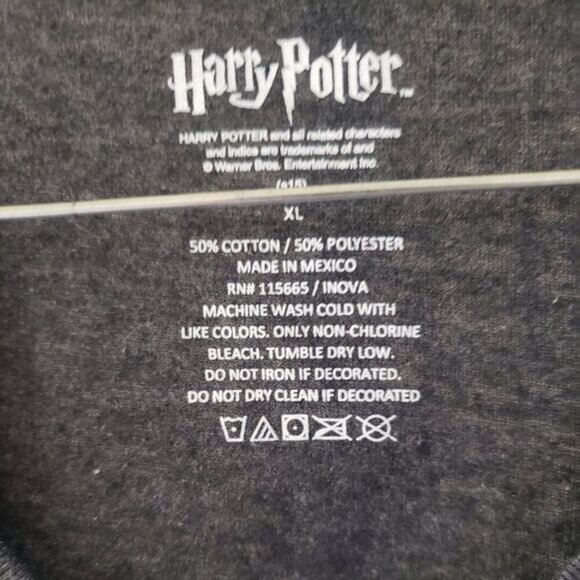 Harry Potter Slytherin Crest Dark Gray Short Sleeve T-Shirt RN# 115665 - Picture 4 of 4